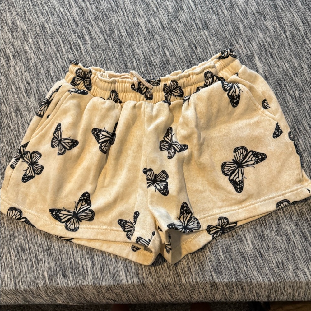 Celebrity Pink shorts